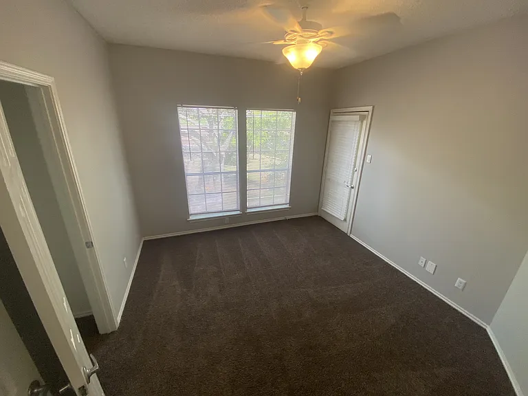 Summer House Apartment Homes — Photo 36