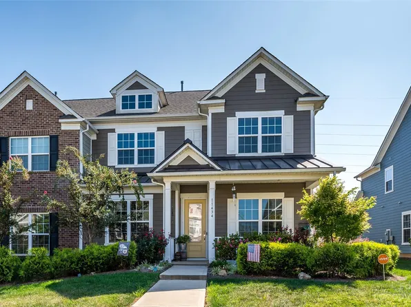 11434 Founders Park Ln, Pineville, NC 28134