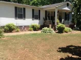 285 Lazy River Dr, Lexington, NC 27295