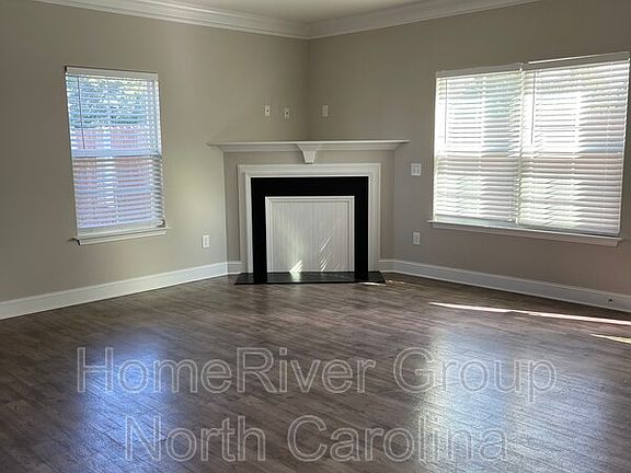 5th image of 14 Cloverfield Ct