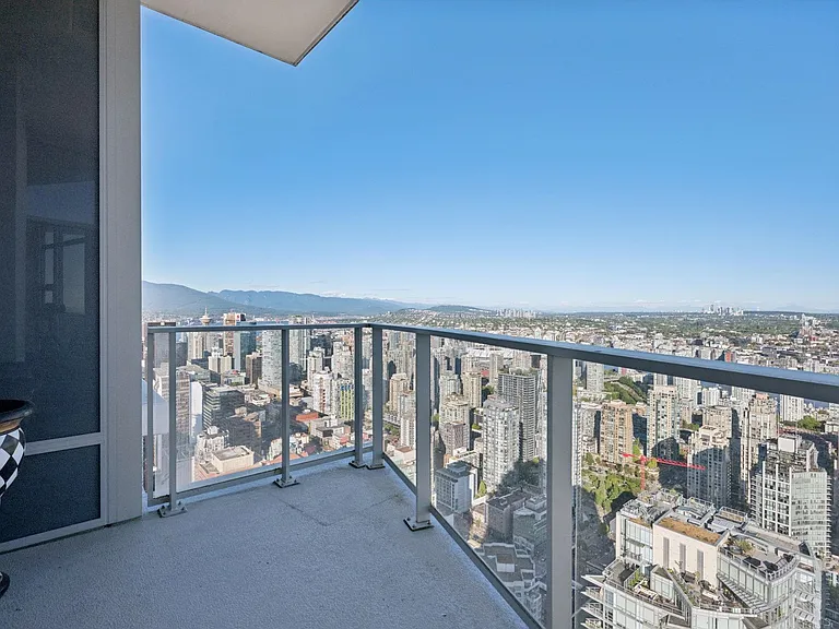 1289 Hornby St #5802 — Photo 31