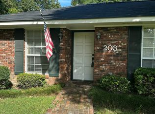 203 N Temple Rd, Natchez, MS 39120