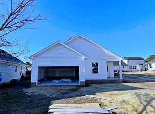 841 Falling Crk LOT 67, Fayetteville, NC 28304