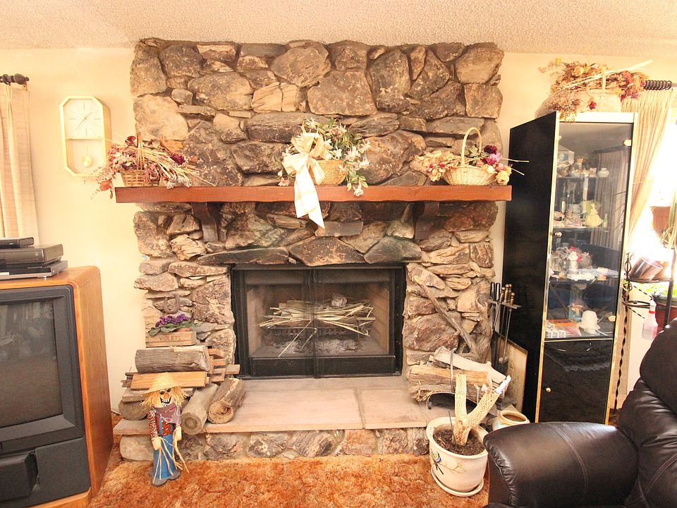 Romantic Fireplace !