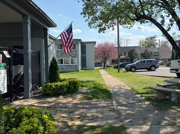 1900 Richard Jones Rd APT A208