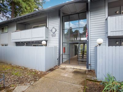 16850 SW Gleneagle Dr APT 20, Sherwood, OR, 97140