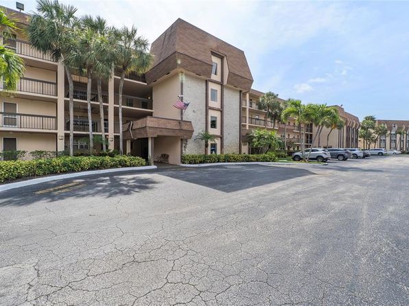 6100 NW 2nd Ave APT 323