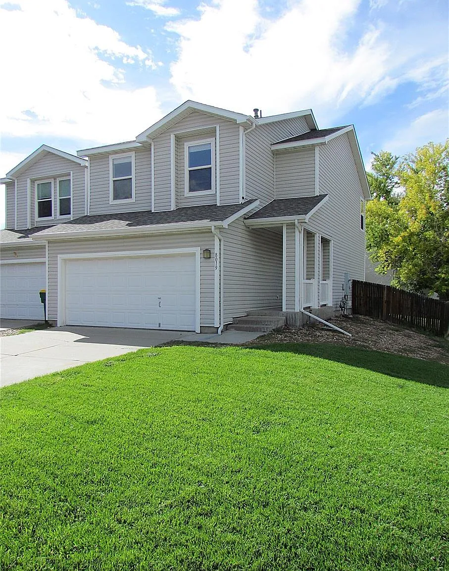 3 bed, 2.5 bath, 1533 sqft, $2,700 — Photo 1