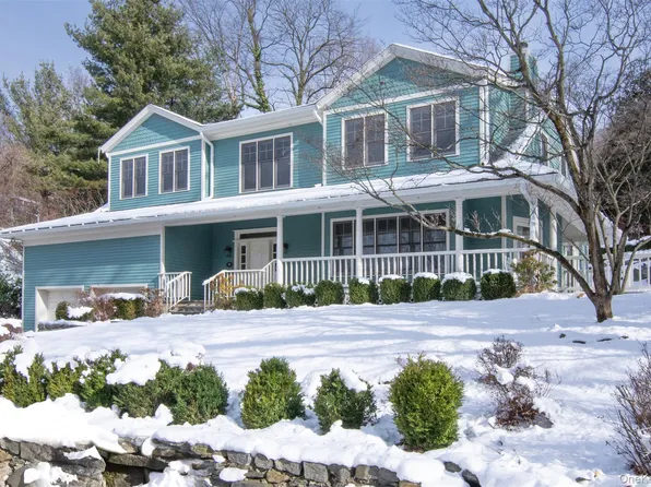 81 Pinecrest Drive, Hastings-on-Hudson, NY 10706