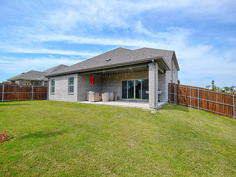 5107 Emerald Hill Dr — Photo 32