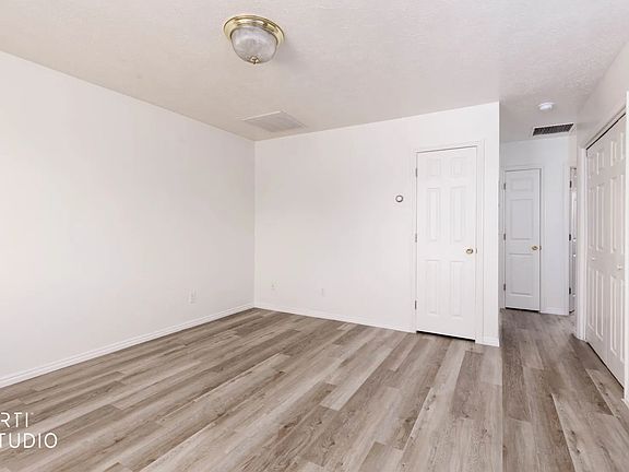 4th image of 745 S 400 W APT 1
