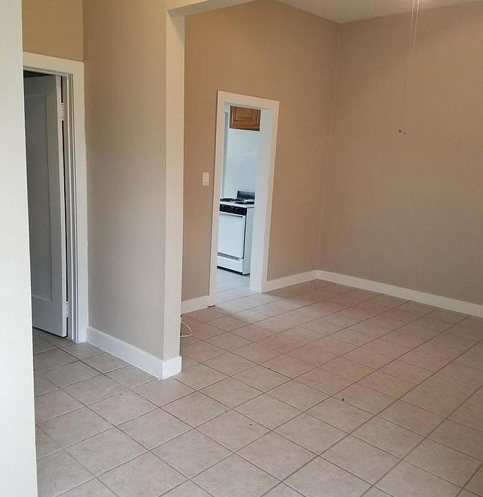 1st image of 620 N Cherry Ave