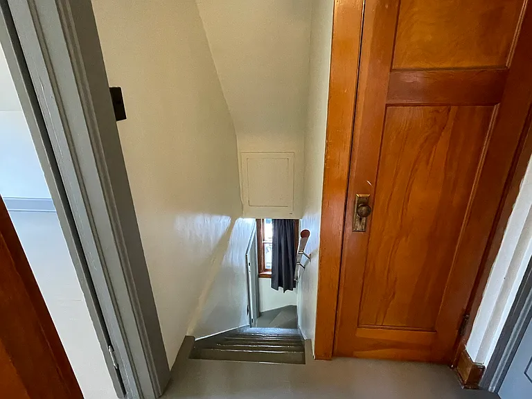 830 E Brady St — Photo 12