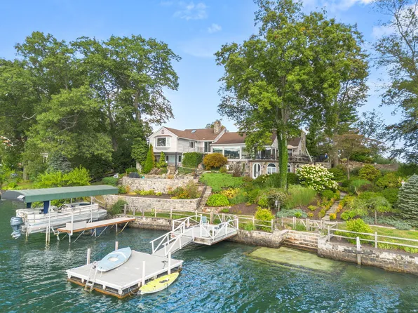 142 Lake Drive South, New Fairfield, CT 06812