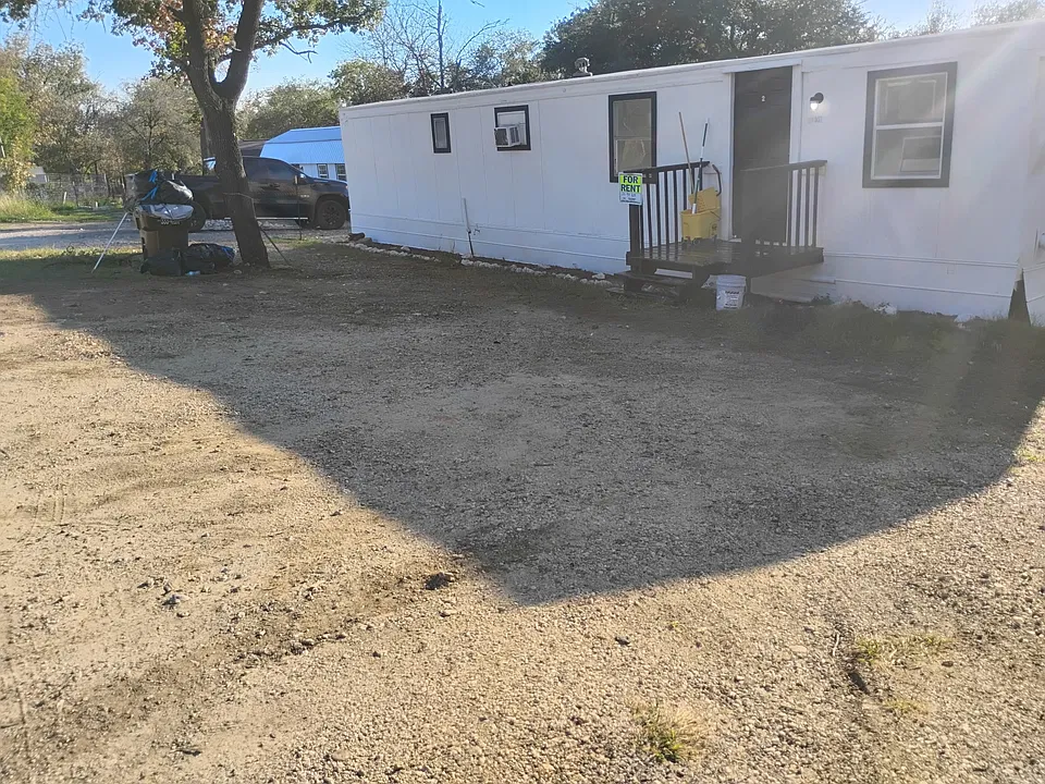 23821 Campbellton Rd #1