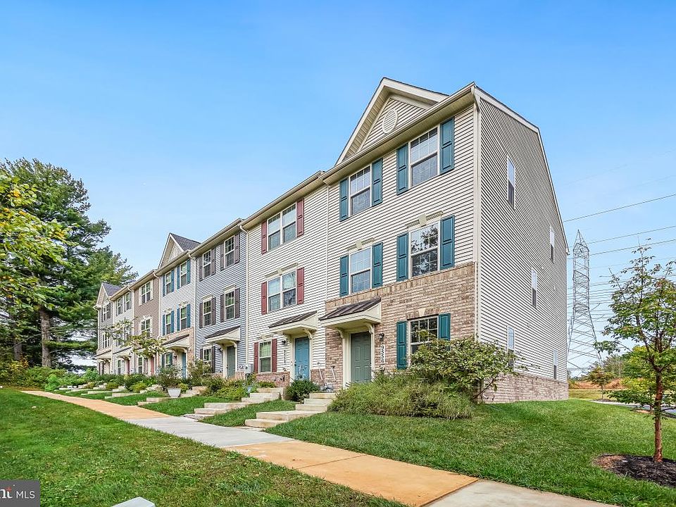 1st image of 9556 Autumn Berry Pl