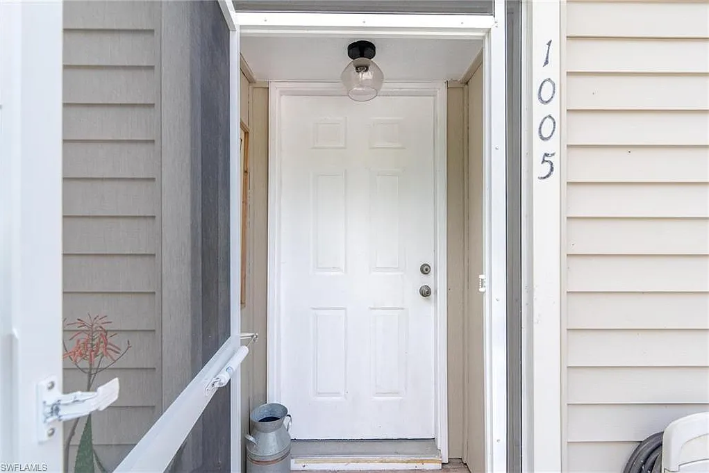 2 bed, 2.5 bath, 1129 sqft, $2,200 — Photo 3