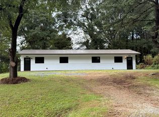 902 & 904 8th Ave SW, Conover, NC 28613