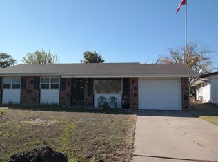 1106 S New York Ave, Liberal, KS 67901