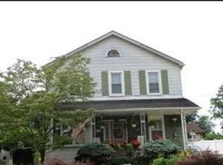 35 Steward St, Hamilton, NJ 08610