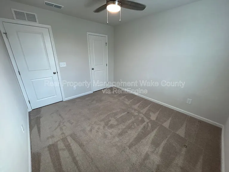 262 Hunting Wood Dr — Photo 7