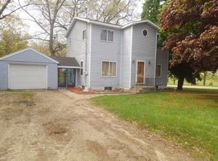 11791 W Carson City Rd, Greenville, MI 48838