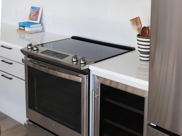 180 Morgan Street image 67 of 140