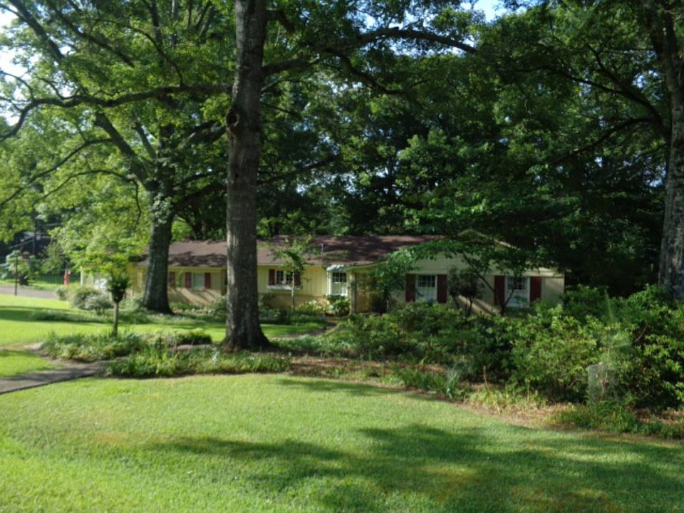 1st image of 227 Highland Dr