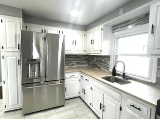 (Undisclosed Address), Yonkers, NY 10701