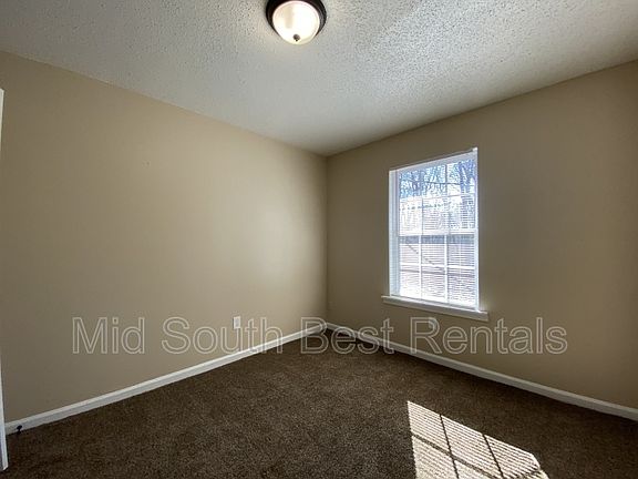 5th image of 9015 Tanya Dr