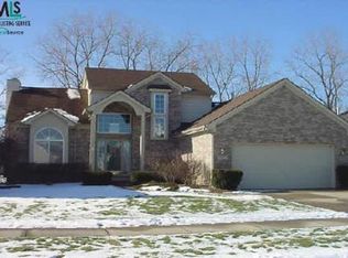 40722 Brecken Ridge Ln, Plymouth, MI 48170