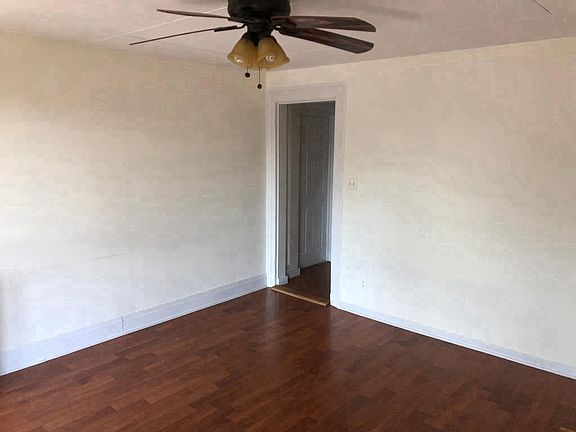 3rd image of 21 S Buckhout St #1