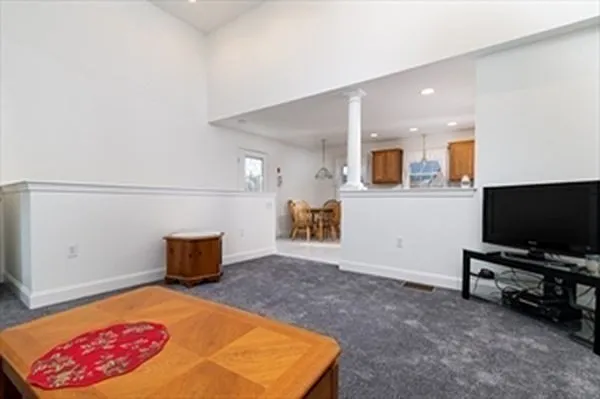 367 Rockland St #1 — Photo 3