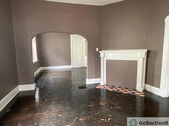 2nd image of 3446 N Kenwood Ave