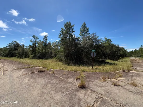27 Cascade Dr, Chipley, FL 32428