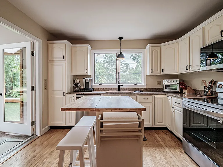 3 Eden Ln — Photo 7