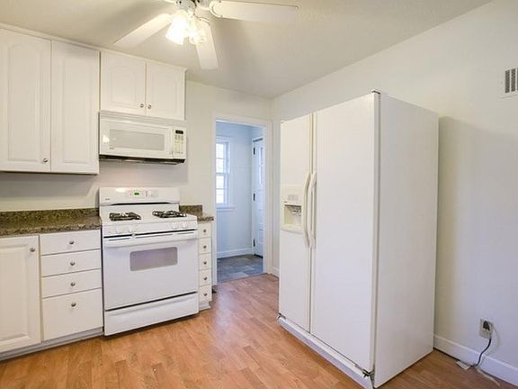 5th image of 7713 Knoll St N