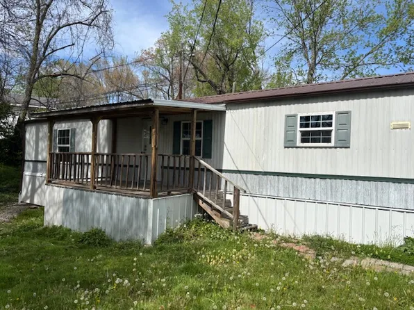 710 Manchester Ave, Middlesboro, KY 40965