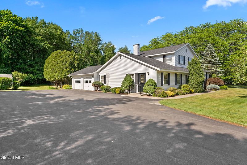 2nd image of 39 Glenridge Road