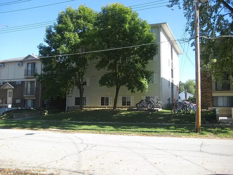 514 S Johnson St — Photo 1