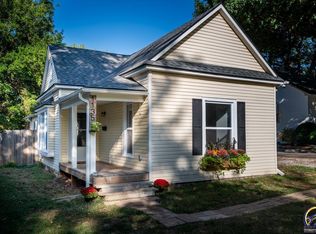 1135 SW Frazier Ave, Topeka, KS 66604