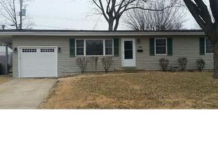 1255 Night Dr, Florissant, MO