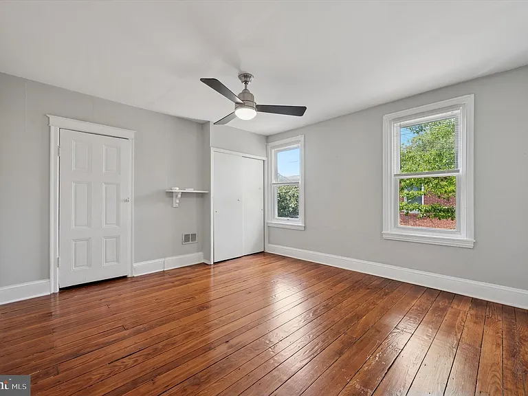 751 S Cleveland St — Photo 12