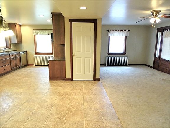 Kitchen & Living Room