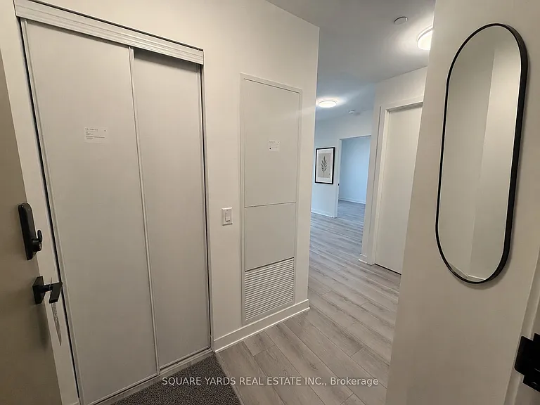 1185 Dupont St #1015 — Photo 3