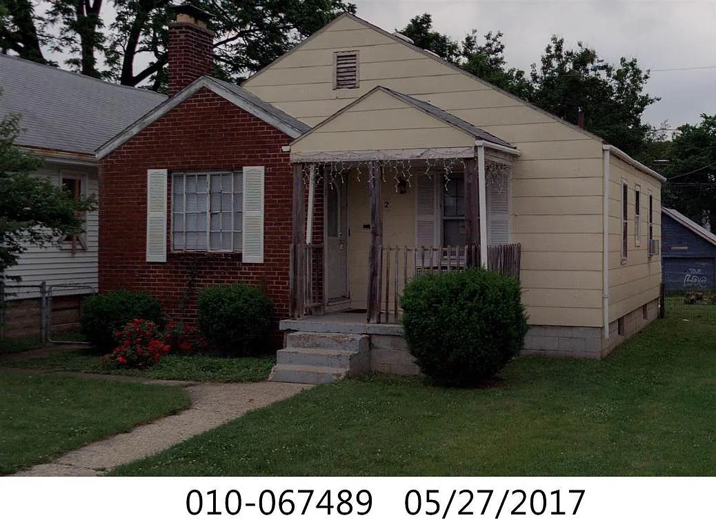 532 Helen St photo 1