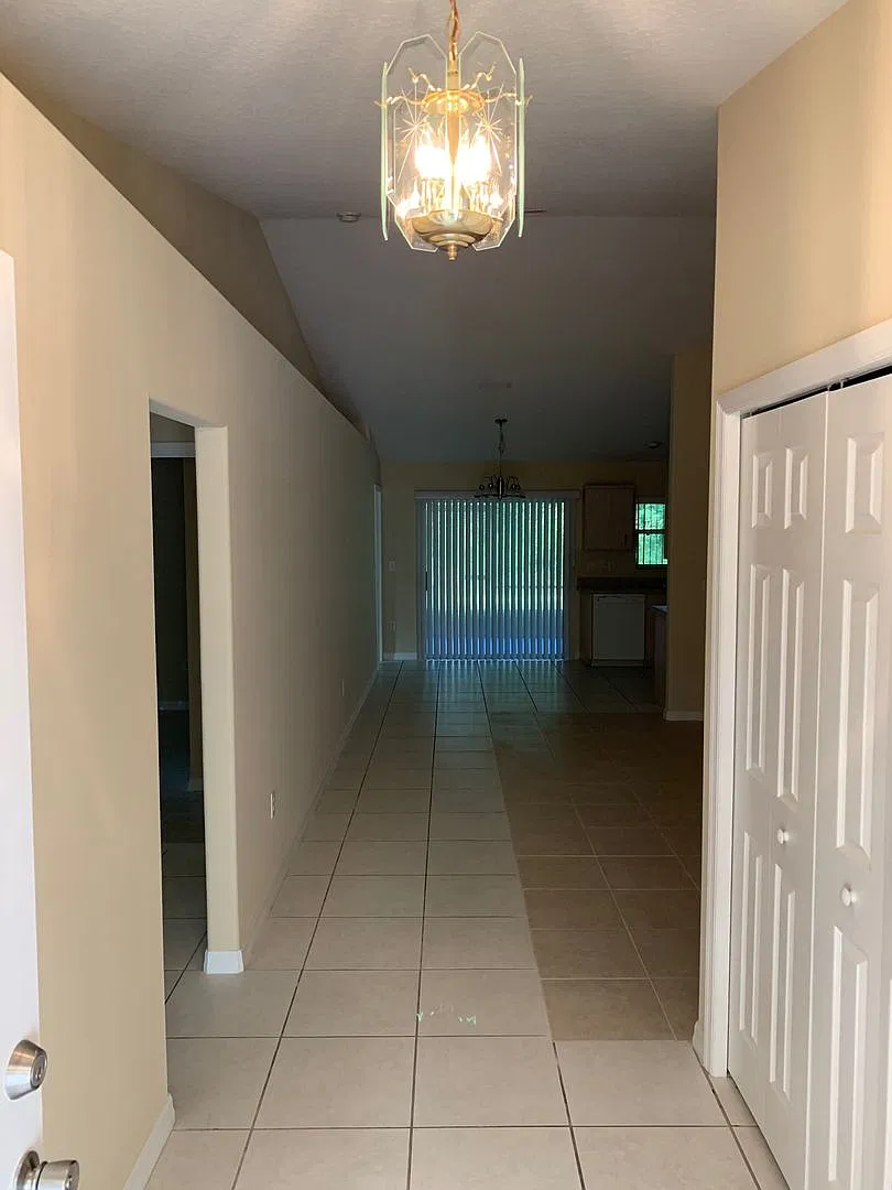 6 Pony Lane — Photo 3