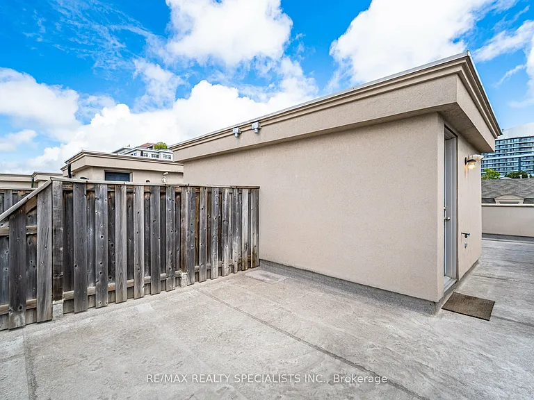 8C Clairtrell Rd — Photo 36