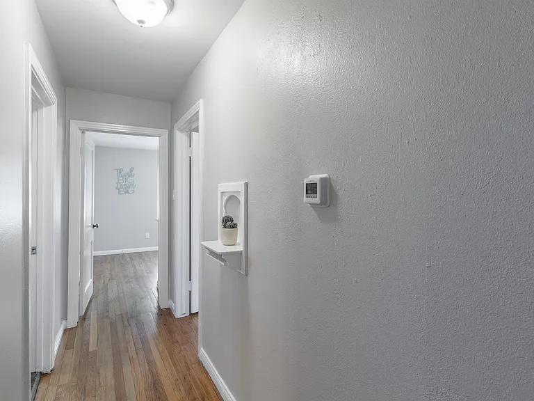 313 Evans St — Photo 7