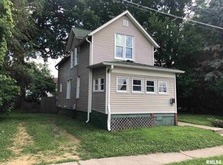 252 16th Pl, Clinton, IA 52732